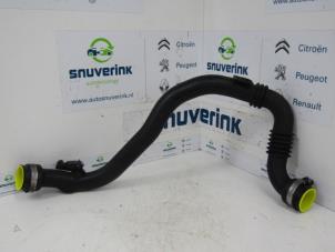 Used Air intake hose Renault Modus/Grand Modus (JP) 1.5 dCi 85 Price on request offered by Snuverink Autodemontage