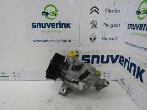 Usados Bomba de aire acondicionado Renault Twingo III (AH) 1.0 SCe 70 12V Precio de solicitud ofrecido por Snuverink Autodemontage