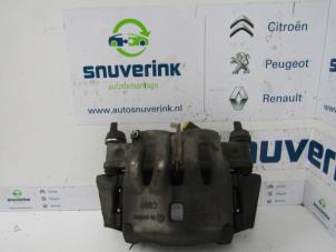 Used Front brake calliper, right Fiat Ducato (250) 2.3 D 150 Multijet Price € 70,00 Margin scheme offered by Snuverink Autodemontage