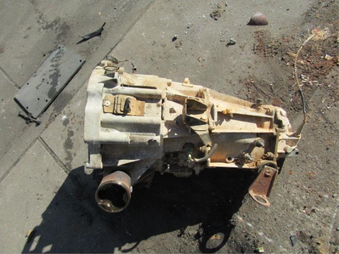 Gearbox from a Renault Trafic I (TXW) 1.9 D 1999