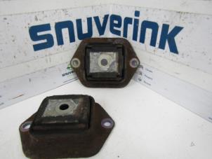 Used Rear axle rubber Peugeot Partner 2.0 HDI Price € 24,20 Inclusive VAT offered by Snuverink Autodemontage