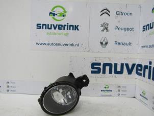 Gebrauchte Nebelscheinwerfer links vorne Renault Master IV (MA/MB/MC/MD/MH/MF/MG/MH) 2.3 dCi 16V Preis € 36,30 Mit Mehrwertsteuer angeboten von Snuverink Autodemontage