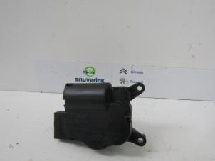 Used Heater valve motor Renault Master IV (MA/MB/MC/MD/MH/MF/MG/MH) 2.3 dCi 16V Price € 36,30 Inclusive VAT offered by Snuverink Autodemontage