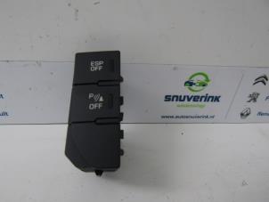Usagé Commutateur ESP Citroen C5 III Tourer (RW) 1.6 16V THP 155 Prix sur demande proposé par Snuverink Autodemontage
