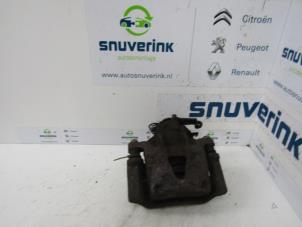 Used Rear brake calliper, right Renault Master III (FD/HD) 2.5 dCi 120 FAP Price € 54,45 Inclusive VAT offered by Snuverink Autodemontage