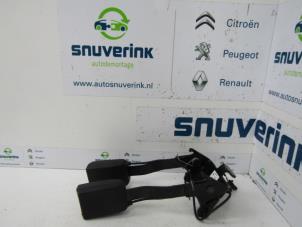Used Rear seatbelt buckle, left Renault Scénic III (JZ) 1.5 dCi 110 Price € 40,00 Margin scheme offered by Snuverink Autodemontage