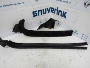 Used Window rubber Peugeot 206 CC (2D) 1.6 16V Price € 50,00 Margin scheme offered by Snuverink Autodemontage