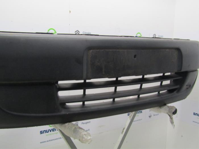 Front bumper Peugeot Partner/Ranch 1.9 D - 7401H7