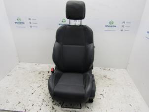 Używane Fotel lewy Peugeot 508 (8D) 2.0 Hybrid4 16V Cena € 130,00 Procedura marży oferowane przez Snuverink Autodemontage