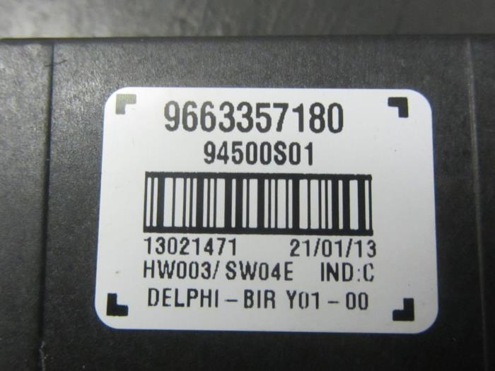 Computer, miscellaneous from a Peugeot 5008 I (0A/0E) 1.6 THP 16V 2013