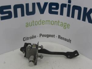 Used Rear door stop 4-door, right Peugeot 5008 I (0A/0E) 1.6 THP 16V Price on request offered by Snuverink Autodemontage