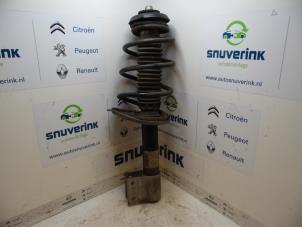 Used Front shock absorber rod, right Peugeot Partner (GC/GF/GG/GJ/GK) 1.6 BlueHDi 100 Price € 90,75 Inclusive VAT offered by Snuverink Autodemontage