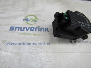 Used Heater valve motor Peugeot 407 (6D) 2.0 HDiF 16V Price € 25,00 Margin scheme offered by Snuverink Autodemontage