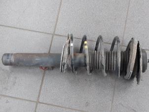 Used Front shock absorber rod, right Peugeot 206+ (2L/M) 1.4 XS Price € 40,00 Margin scheme offered by Snuverink Autodemontage