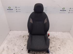 Gebrauchte Sitz rechts Peugeot 2008 (CU) 1.2 Vti 12V PureTech 82 Preis auf Anfrage angeboten von Snuverink Autodemontage