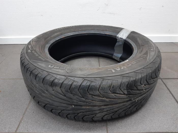 Tyre with tyre size 185/65/15 - ZOMER UNIROYAL
