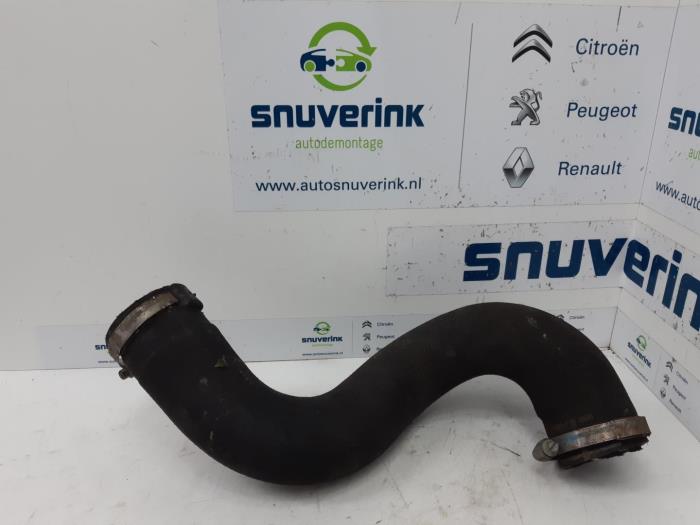 Gebrauchte Intercooler Schlauch Peugeot 508 (8D) 2.0 Hybrid4 16V Preis € 30,86 Mit Mehrwertsteuer angeboten von Snuverink Autodemontage