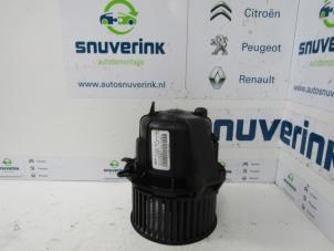 Usagé Moteur de ventilation chauffage Citroen C3 (SC) 1.4 16V VTi Prix € 35,00 Règlement à la marge proposé par Snuverink Autodemontage