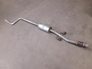 Used Exhaust middle silencer Peugeot 207 Price on request offered by Snuverink Autodemontage