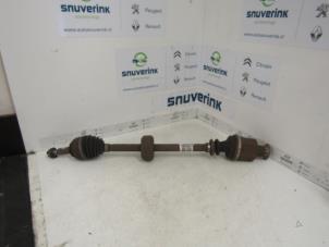 Used Front drive shaft, right Renault Twingo II (CN) 1.2 Price € 30,00 Margin scheme offered by Snuverink Autodemontage