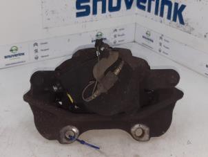 Used Front brake calliper, left Peugeot 807 2.0 16V Price € 26,99 Margin scheme offered by Snuverink Autodemontage