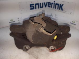 Used Front brake calliper, right Peugeot 807 2.0 16V Price € 26,99 Margin scheme offered by Snuverink Autodemontage