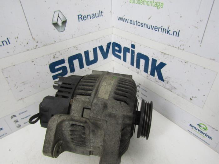 Usagé Dynamo Renault Megane (BA) 1.4i RL,RN Prix € 10,33 Règlement à la marge proposé par Snuverink Autodemontage