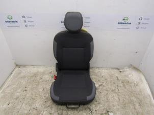 Used Rear seat Renault Twingo II (CN) 1.2 16V Price € 80,00 Margin scheme offered by Snuverink Autodemontage