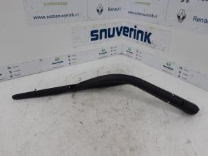 Used Rear wiper arm Dacia Logan MCV (KS) 1.6 Price on request offered by Snuverink Autodemontage
