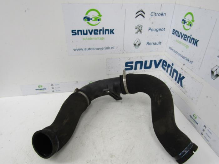 Gebrauchte Intercooler Schlauch Citroen Jumper (U9) 2.2 HDi 100 Preis € 12,50 Mit Mehrwertsteuer angeboten von Snuverink Autodemontage