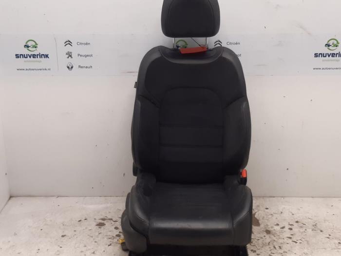 Seat, right from a Citroën DS5 (KD/KF) 2.0 165 HYbrid4 16V 2013