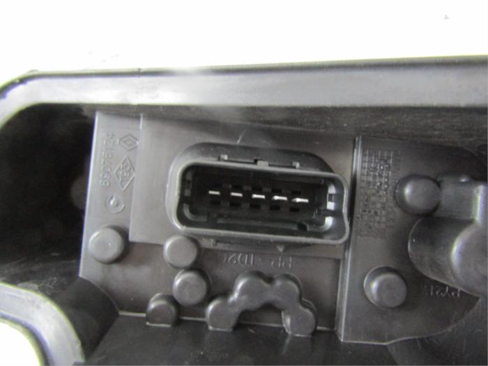 Leiterplatte Rücklicht rechts van een Renault Megane III Coupe (DZ) 2.0 16V TCe 180 2012