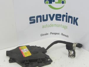 Używane Skrzynka bezpieczników Citroen DS3 (SA) 1.6 e-HDi Cena € 35,00 Procedura marży oferowane przez Snuverink Autodemontage