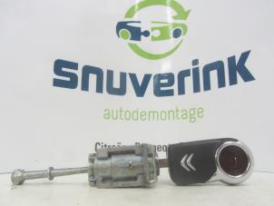 Used Door lock cylinder, left Citroen DS3 Price € 40,00 Margin scheme offered by Snuverink Autodemontage