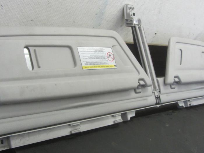 Begagnade Solskydd Citroen C4 Picasso (UD/UE/UF) 2.0 HDiF 16V 135 Pris € 10,33 Marginaltabell erbjuds av Snuverink Autodemontage