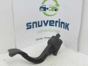 Used Accelerator pedal Citroen C4 Picasso (UD/UE/UF) 2.0 HDiF 16V 135 Price € 30,00 Margin scheme offered by Snuverink Autodemontage