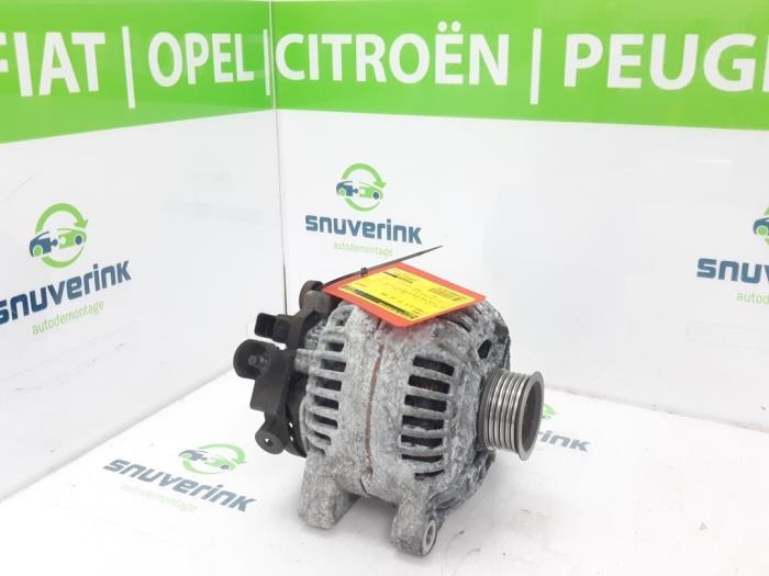 Usagé Dynamo Renault Captur I (2R) 1.5 Energy dCi 110 FAP Prix € 54,43 Prix TTC proposé par Snuverink Autodemontage