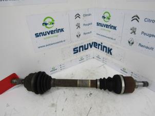 Used Front drive shaft, left Renault Captur (2R) 1.5 Energy dCi 110 FAP Price € 30,00 Margin scheme offered by Snuverink Autodemontage