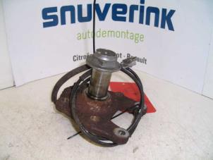 Used Rear axle journal Citroen C4 Picasso (UD/UE/UF) 1.8 16V Price € 35,00 Margin scheme offered by Snuverink Autodemontage