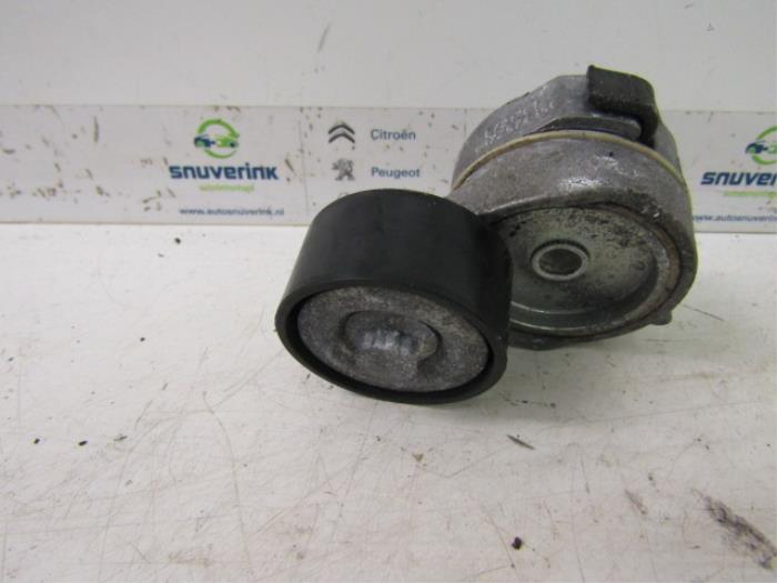 Usados Rodillo tensor correa múltiple Citroen C4 Picasso (3D/3E) 1.2 12V PureTech 130 Precio € 25,00 Norma de margen ofrecido por Snuverink Autodemontage