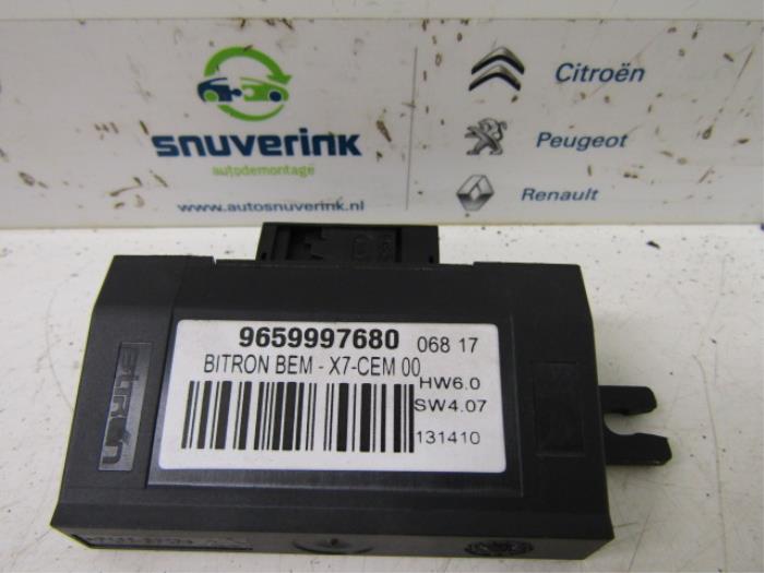 Usagé Ordinateur divers Citroen C4 Picasso (3D/3E) 1.2 12V PureTech 130 Prix € 34,00 Règlement à la marge proposé par Snuverink Autodemontage