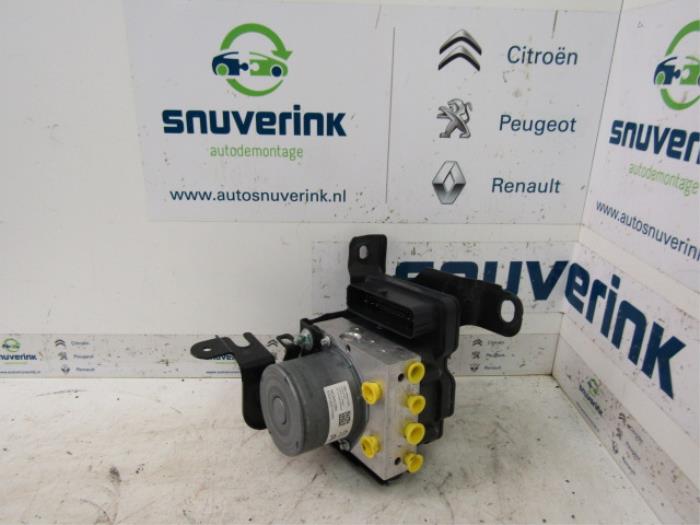 Gebrauchte ABS Pumpe Citroen C4 Picasso (3D/3E) 1.2 12V PureTech 130 Preis € 274,98 Margenregelung angeboten von Snuverink Autodemontage