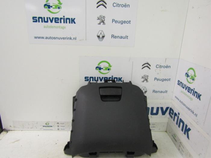 Begagnade Handskfack Citroen C4 Picasso (3D/3E) 1.2 12V PureTech 130 Pris € 25,48 Marginaltabell erbjuds av Snuverink Autodemontage