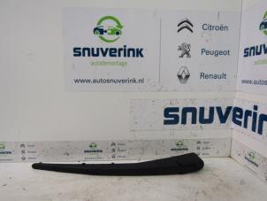 Used Rear wiper arm Citroen C4 Picasso (3D/3E) 1.2 12V PureTech 130 Price € 20,00 Margin scheme offered by Snuverink Autodemontage