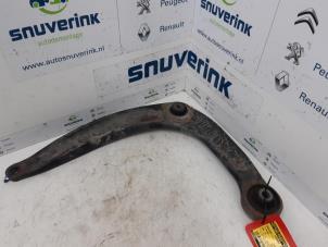 Used Front wishbone, left Citroen DS5 (KD/KF) 2.0 165 HYbrid4 16V Price on request offered by Snuverink Autodemontage