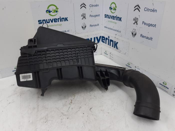 Gebrauchte Luftfiltergehäuse Renault Laguna III (BT) 2.0 16V Preis € 10,33 Margenregelung angeboten von Snuverink Autodemontage