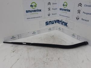 Used Rear wiper arm Renault Laguna III (BT) 2.0 16V Price on request offered by Snuverink Autodemontage