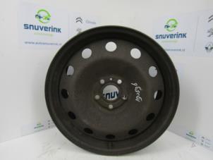 Used Wheel Renault Espace (JK) 2.2 dCi 16V Price € 30,00 Margin scheme offered by Snuverink Autodemontage