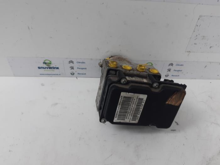Begagnade ABS-pump Peugeot Expert (G9) 2.0 HDi 140 16V Pris € 49,98 Marginaltabell erbjuds av Snuverink Autodemontage