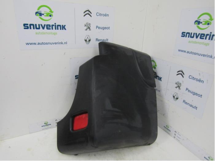 Rear bumper component, right from a Renault Master IV (MA/MB/MC/MD/MH/MF/MG/MH) 2.3 dCi 16V 2013